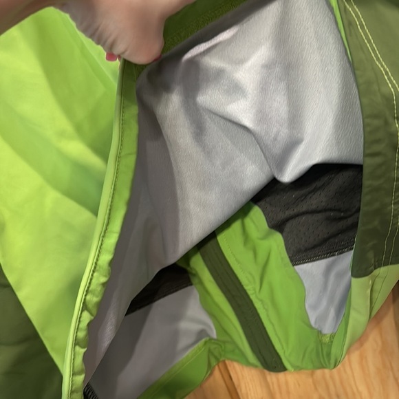 The North Face Summit Series Jacket - Picture 10 of 10